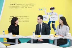 法国领事傲礼威先生莅临参观 French Consul Mr. Olivier Ngo visited our school